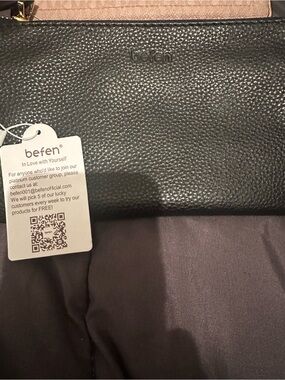 Befen Black Pebbled Leather bag